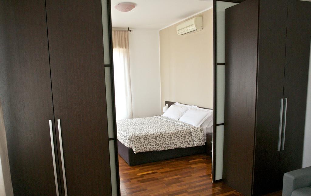 Residence Le Terrazze Триест Экстерьер фото