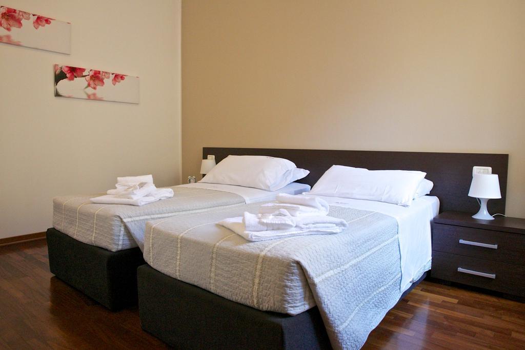 Residence Le Terrazze Триест Экстерьер фото